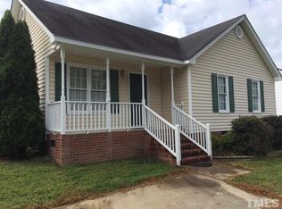 1029 Holly Pointe Dr, Wendell, NC 27591