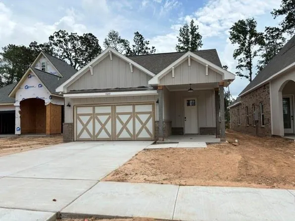 11215 Moccasin Dr, Montgomery, TX 77316