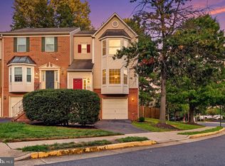 5610 Belleau Woods Ln, Alexandria, VA 22315