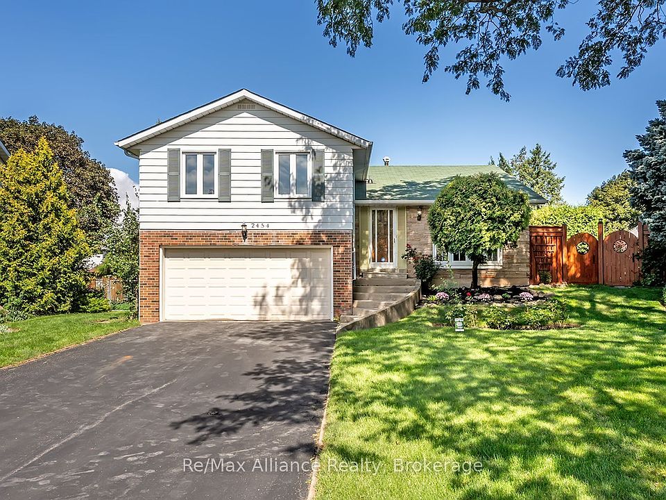 1st image of 2454 Woking Cres