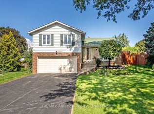 2454 Woking Cres, Mississauga, ON L5K 1Z7