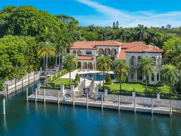 150 Edgewater Dr, Coral Gables, FL 33133