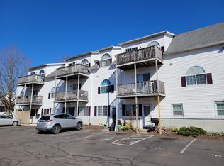10 Agney Ave APT 2E, Plymouth, CT 06786