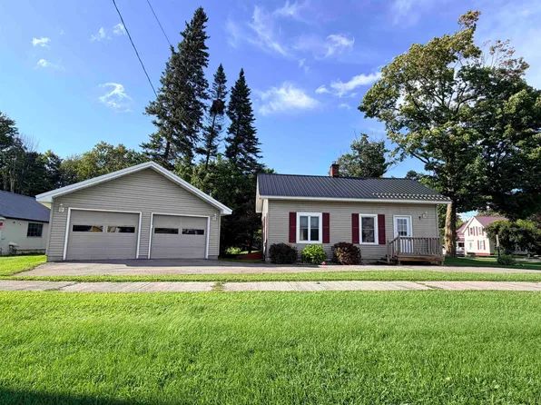 91 Lincoln Ave, Waddington, NY 13694