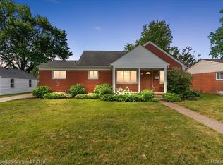 14201 Kingston St, Oak Park, MI 48237