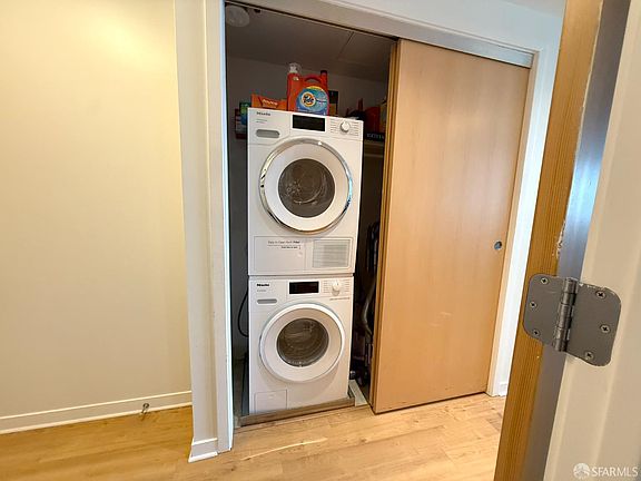 5th image of 750 Van Ness Ave Unit 702