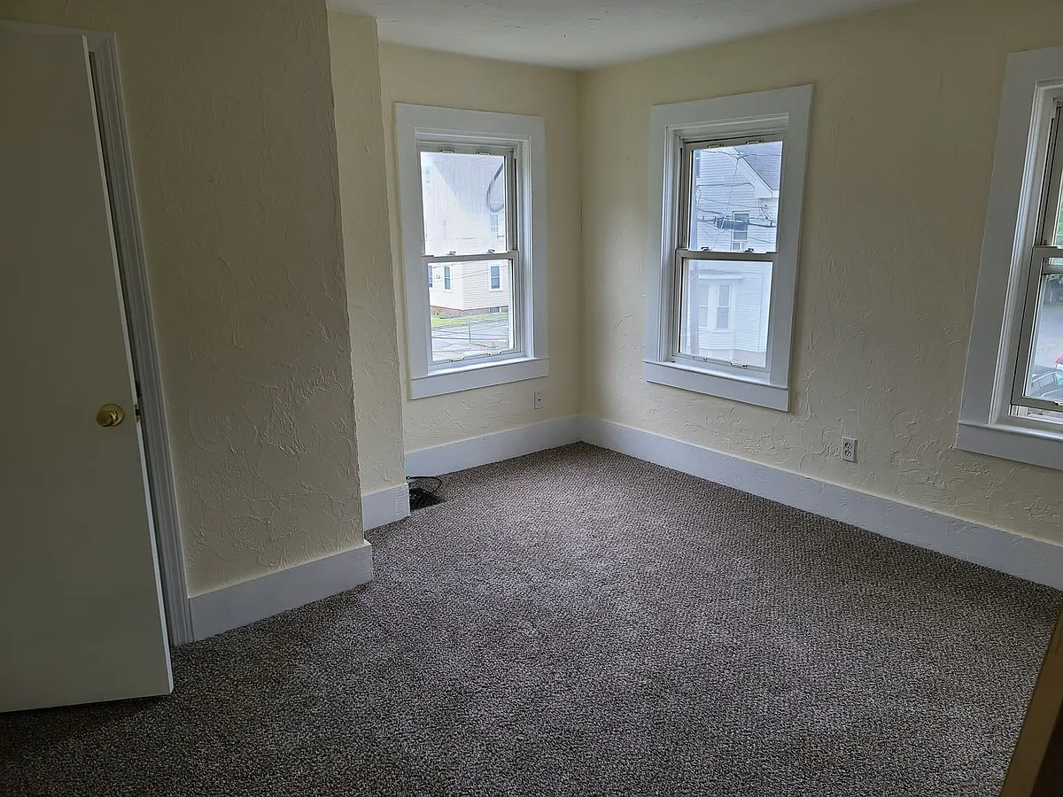 Building Photo - 63 Alden St #3B