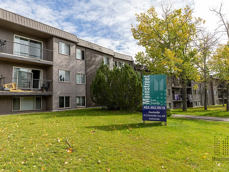 412 Huntsville Cres NW — Photo 8