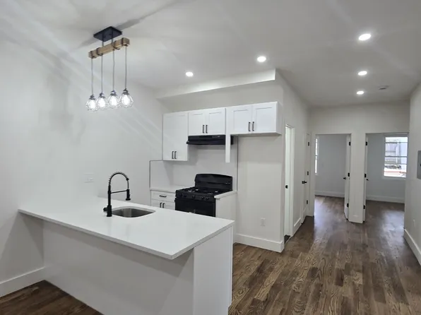 12 Elm St, Paterson, NJ