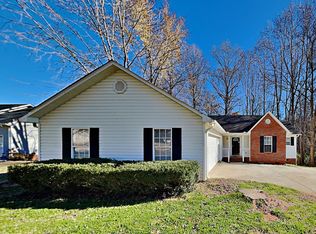 910 W Stokes St, China Grove, NC 28023