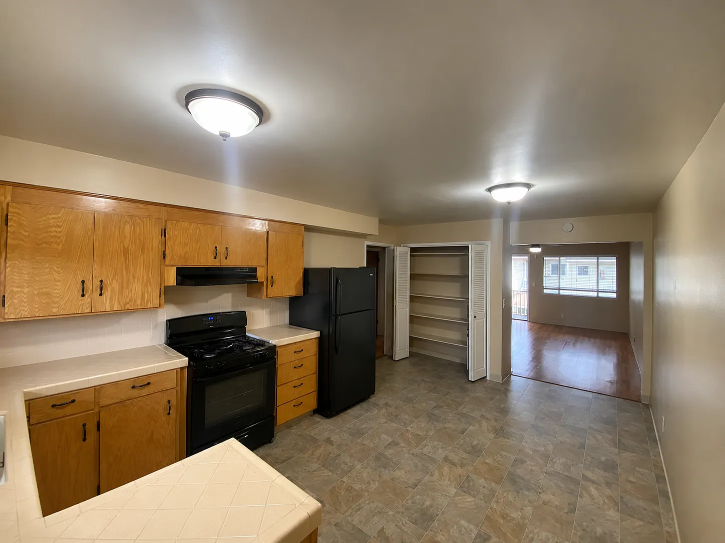2 bed, 800 sqft, $2,795 — Photo 1