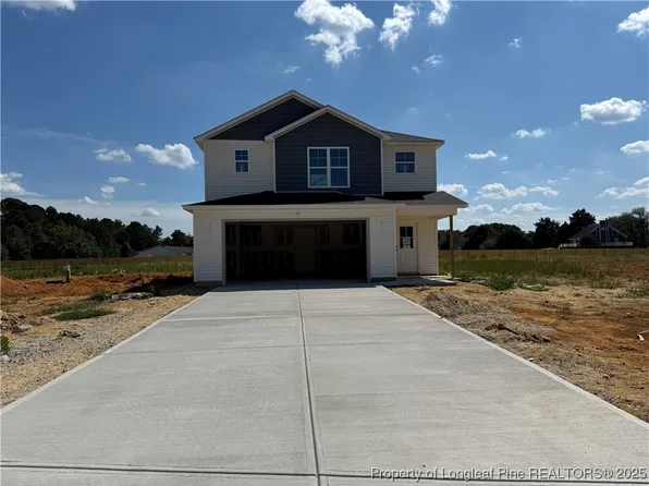 102 Boston River Dr, Dunn, NC 28334