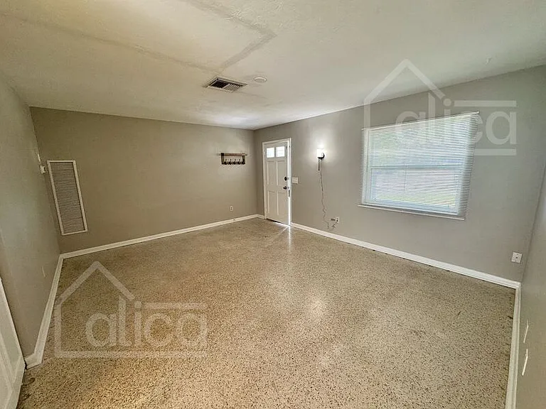 7176 Lockwood St — Photo 5