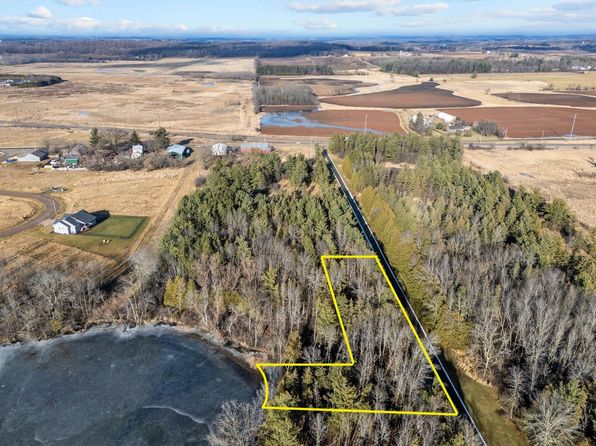 M Behm Ave #3, Weyauwega, WI 54983