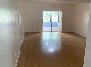 9808 Overlook Dr, Temple Terrace, FL 33617