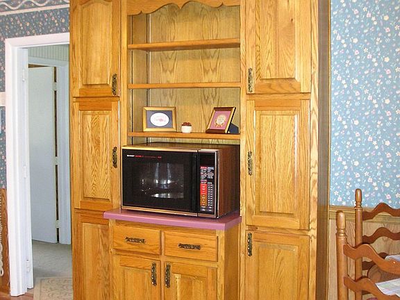 2nd image of 113 Hearthstone Dr