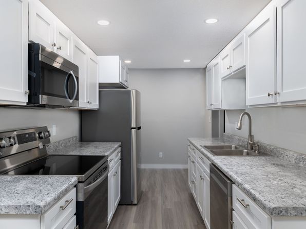 927-933 Park Ave W #929