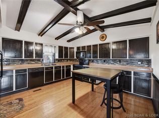 31 Pine St, Camdenton, MO 65020