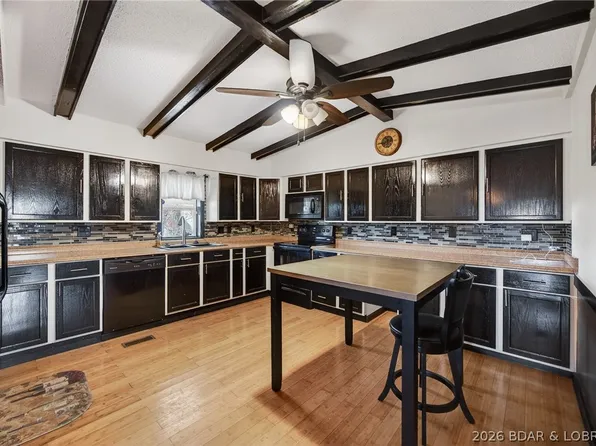 31 Pine St, Camdenton, MO 65020