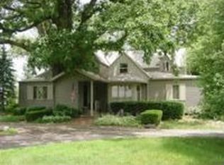 109 Lakeview Dr, E Galesburg, IL 61430