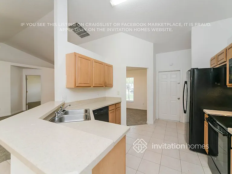 171 Thousand Oaks Blvd — Photo 9