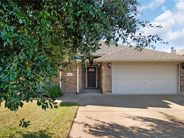 1021 Emerald Dove Ave, College Station, TX 77845