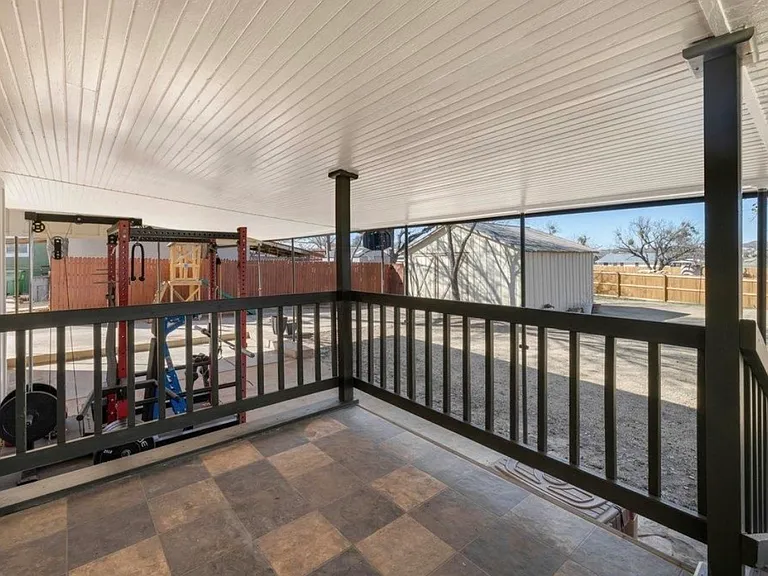 403 W Main St — Photo 12