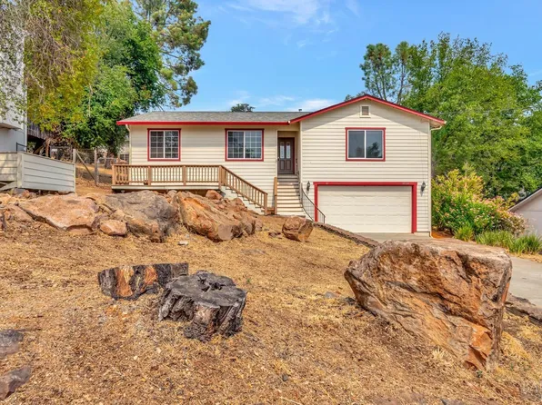 18684 Deer Hill Road, Hidden Valley Lake, CA 95467