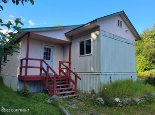 584 Small Tracts Rd, Haines, AK 99827
