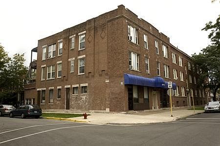1st image of 3053 W Cortland St #1