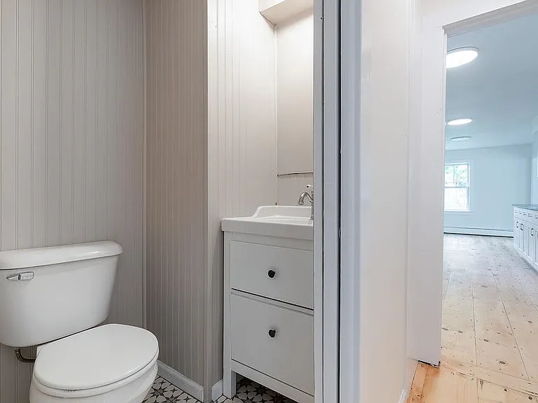 135 Pepperrell Rd — Photo 16