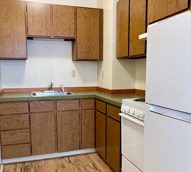 807 Peninsula Ave #1 — Photo 4
