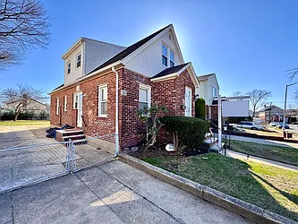 174-22 Gladwin Avenue 