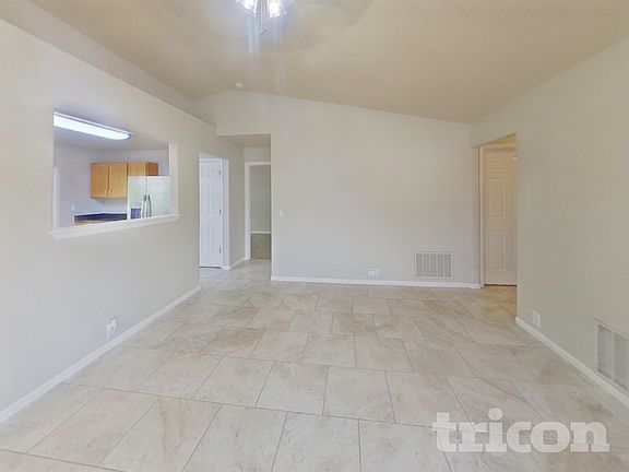 2nd image of 8405 Sunbow Ct