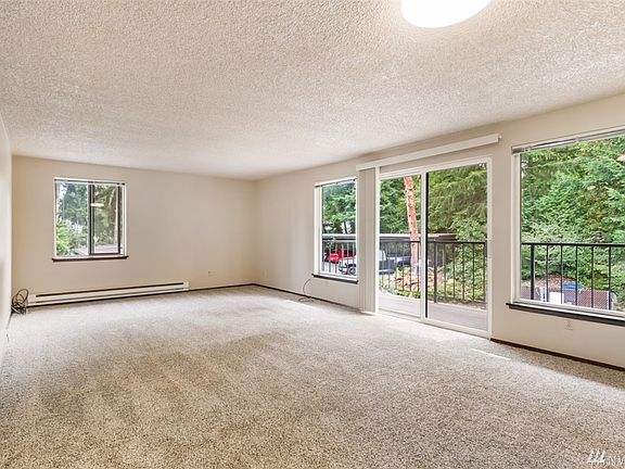 4th image of 4501 Grandview Dr W Unit T201