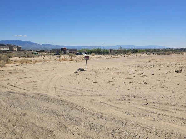 1990 12th Ave SE, Rio Rancho, NM 87124