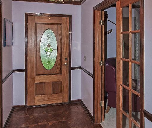 4th image of 293 Lazy Meadow Dr W