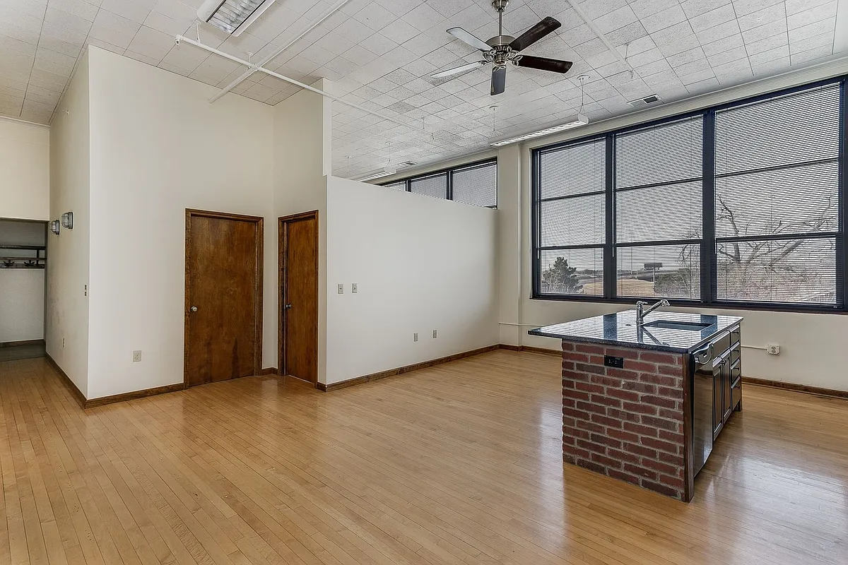 Building Photo - Kellogg Apartments