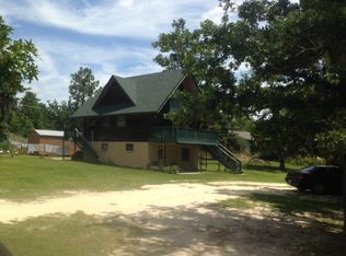 14 Carmarlin Rd, Hazlehurst, GA 31539