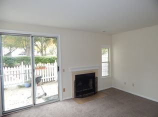 95 Ashley Ct, Bedminster, NJ 07921