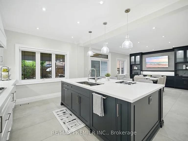 25 Andrew Hill Dr #2-& — Photo 13