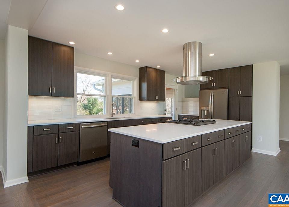 2nd image of 1702 Galloway Dr