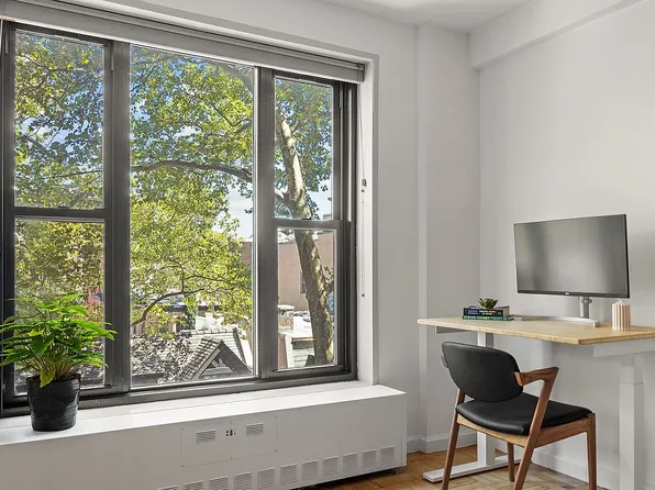 365 Clinton Ave APT 4H, Brooklyn, NY 11238
