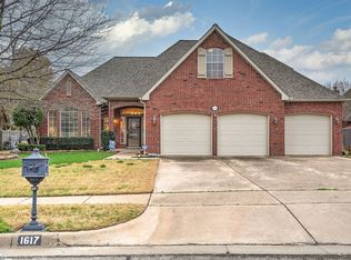 1617 W Helena St, Broken Arrow, OK 74012