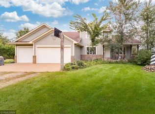 2240 197th Ave NW, Oak Grove, MN 55011