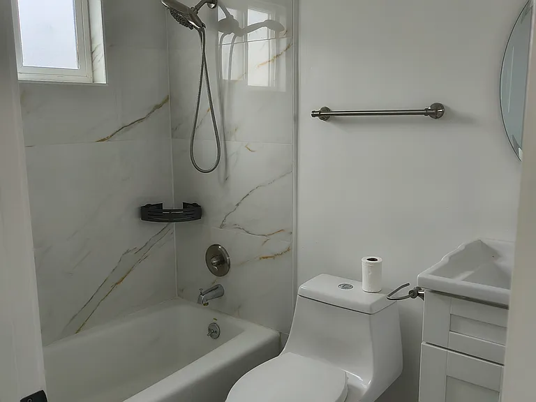 183 Camelia Dr #1 — Photo 4