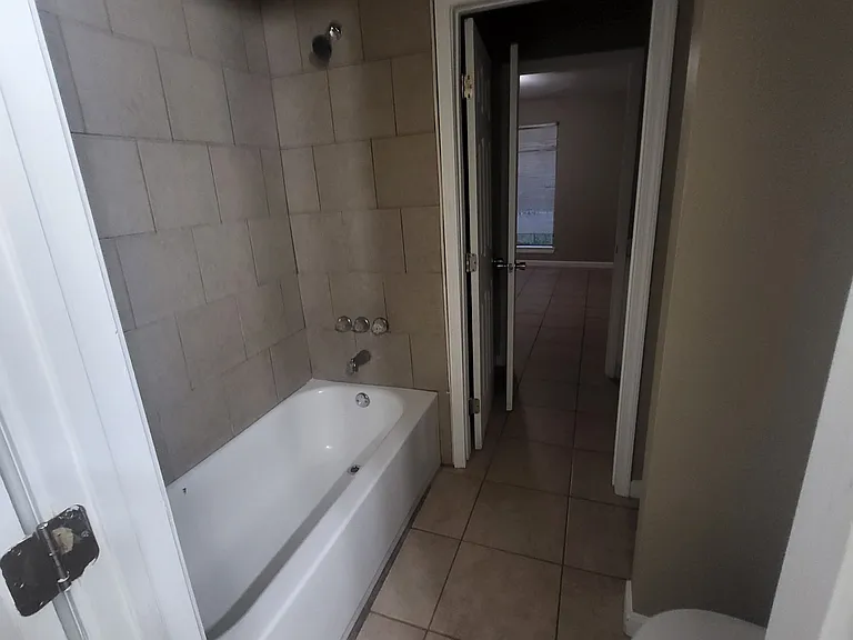 10215 El Scott Ave — Photo 6