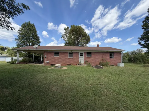 4643 Salem Hwy, Stuart, VA 24171