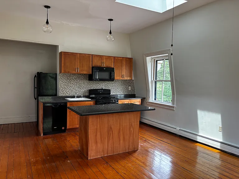 61 Parade St #3 — Photo 4