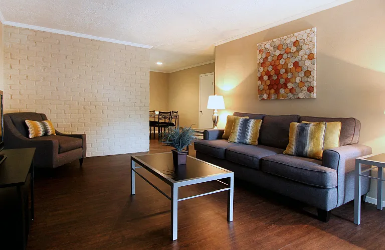 Waters of Winrock Apartments — Photo 17